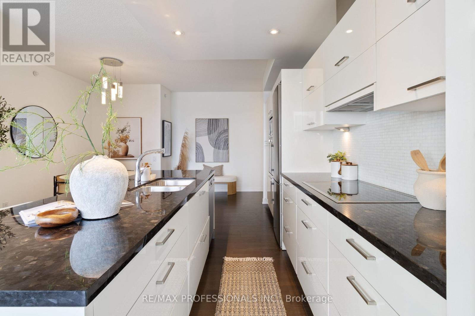 #2108 88 PARK LAWN ROAD - Image 17