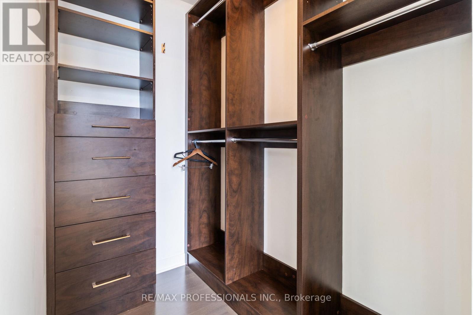 #2108 88 PARK LAWN ROAD - Image 26