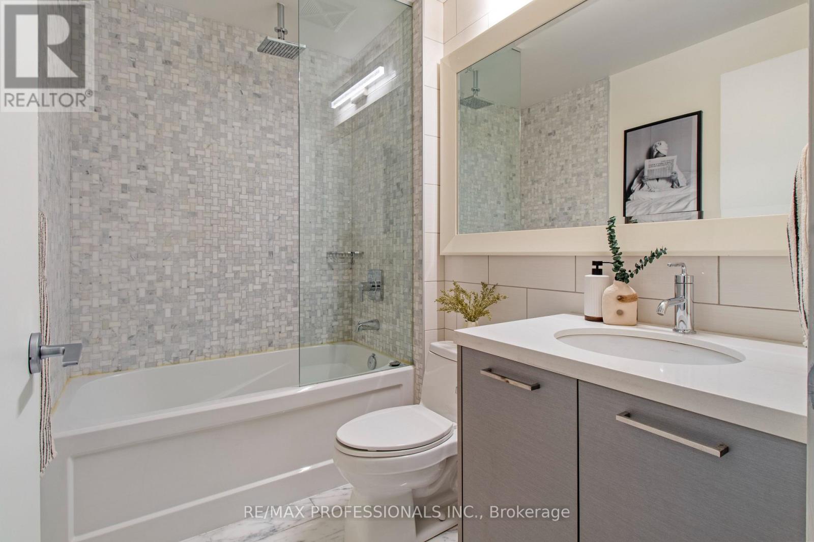 #2108 88 PARK LAWN ROAD - Image 7