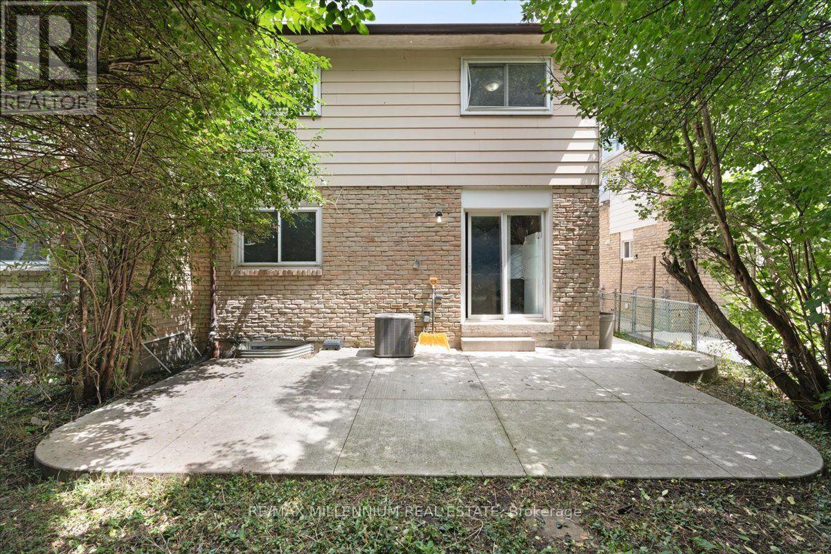 26 TALBOT STREET - 29