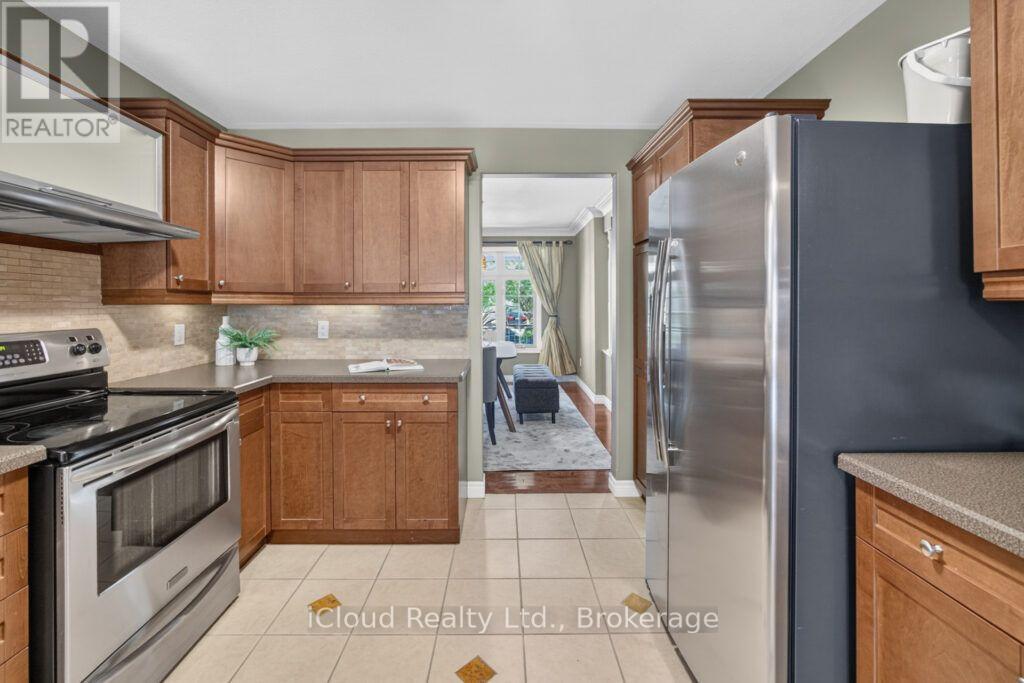 28 OSBORN AVENUE - 12