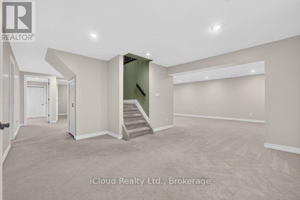 28 OSBORN AVENUE - 26