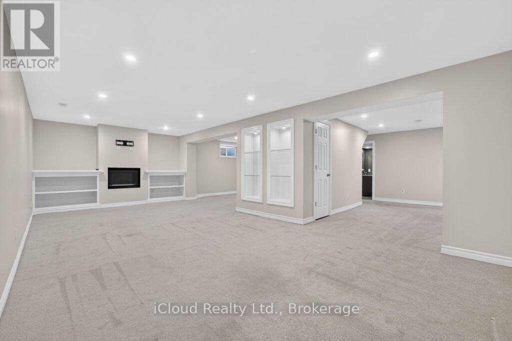 28 OSBORN AVENUE - 27