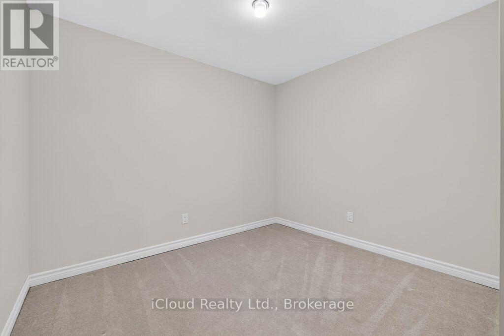 28 OSBORN AVENUE - 31