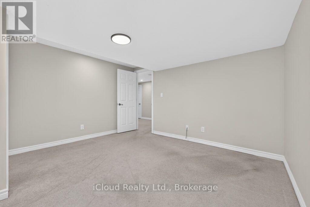 28 OSBORN AVENUE - 34