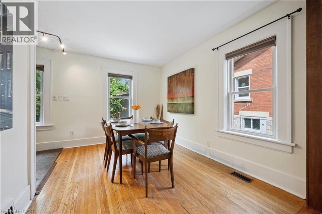 6 PEARL Street - 7