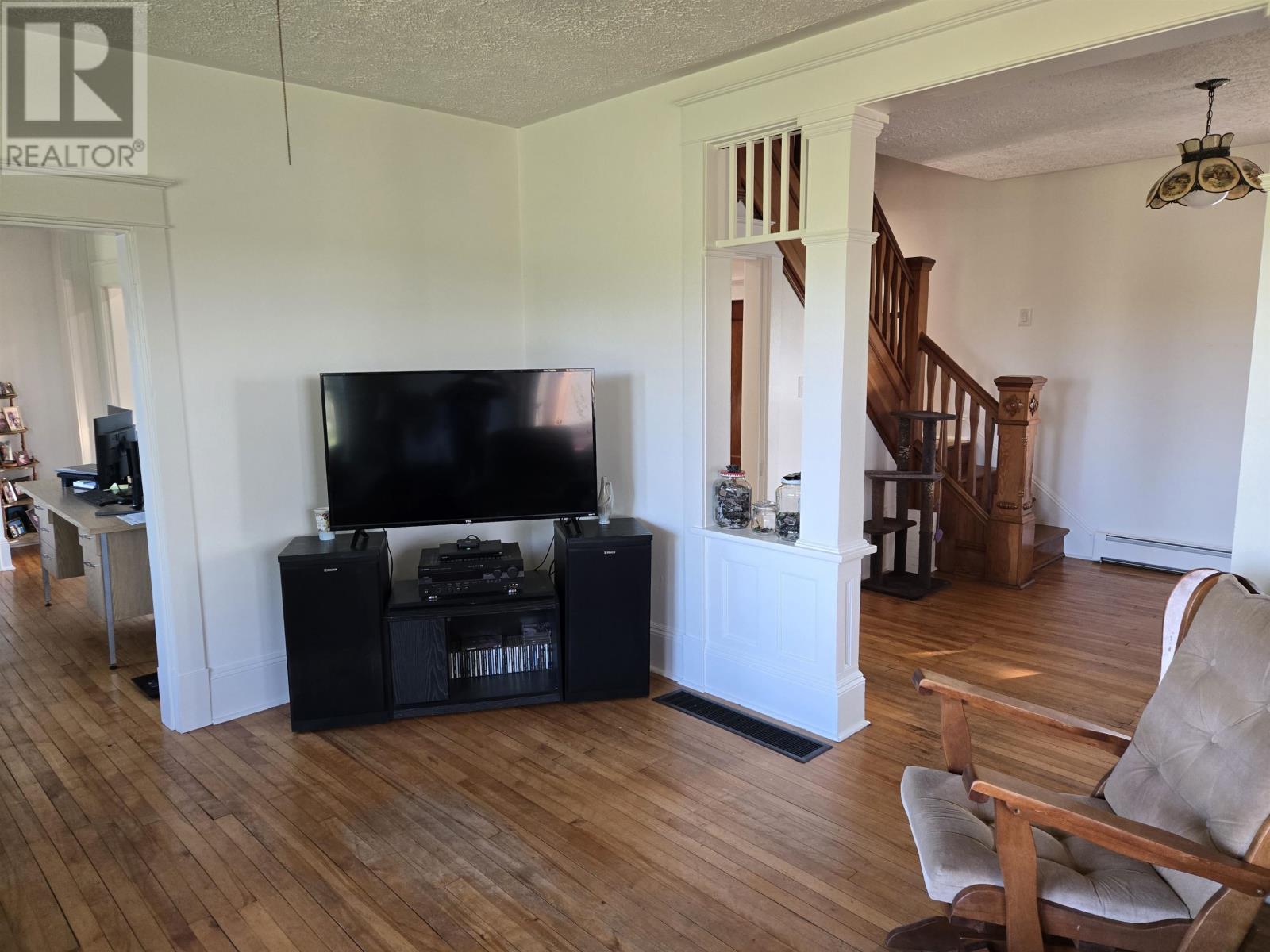 439 Stewart Road - 11
