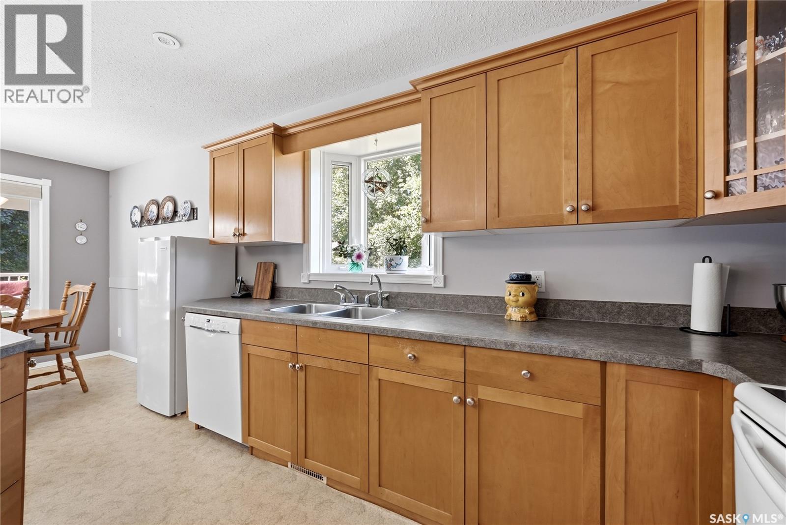 28 Rosedale AVENUE - 14