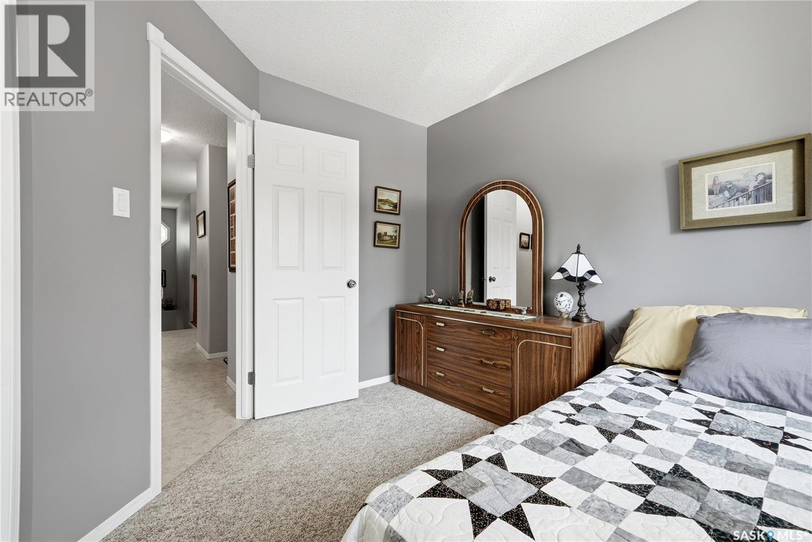 28 Rosedale AVENUE - 22