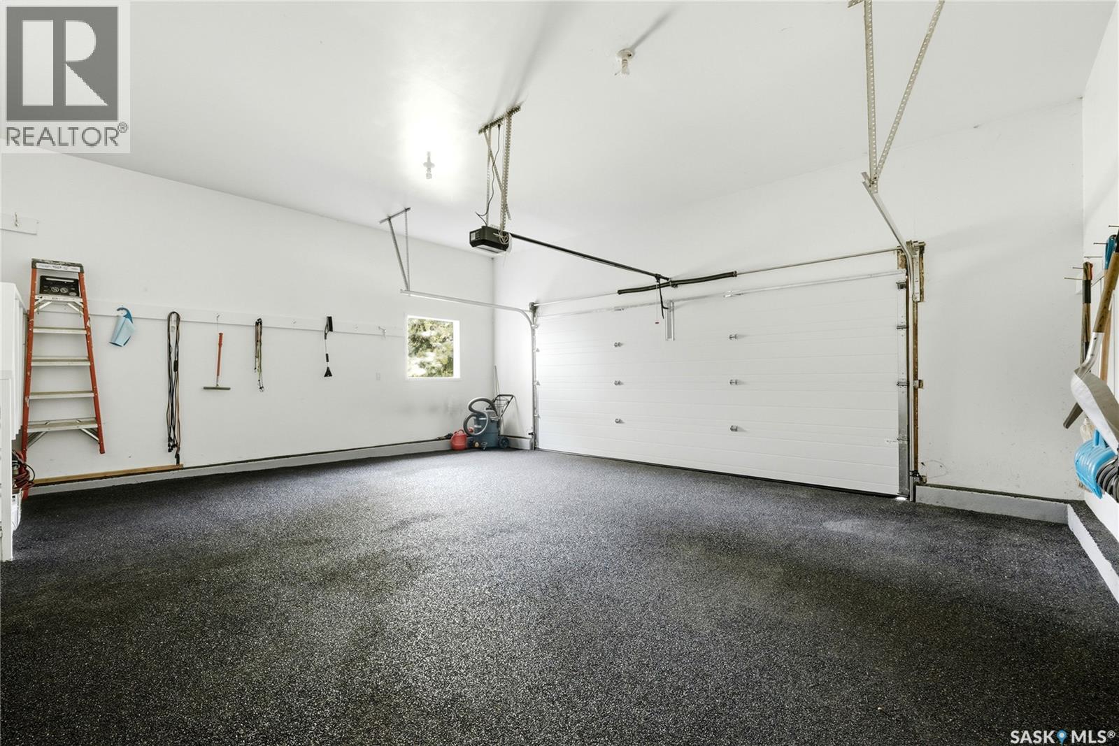 28 Rosedale AVENUE - 40