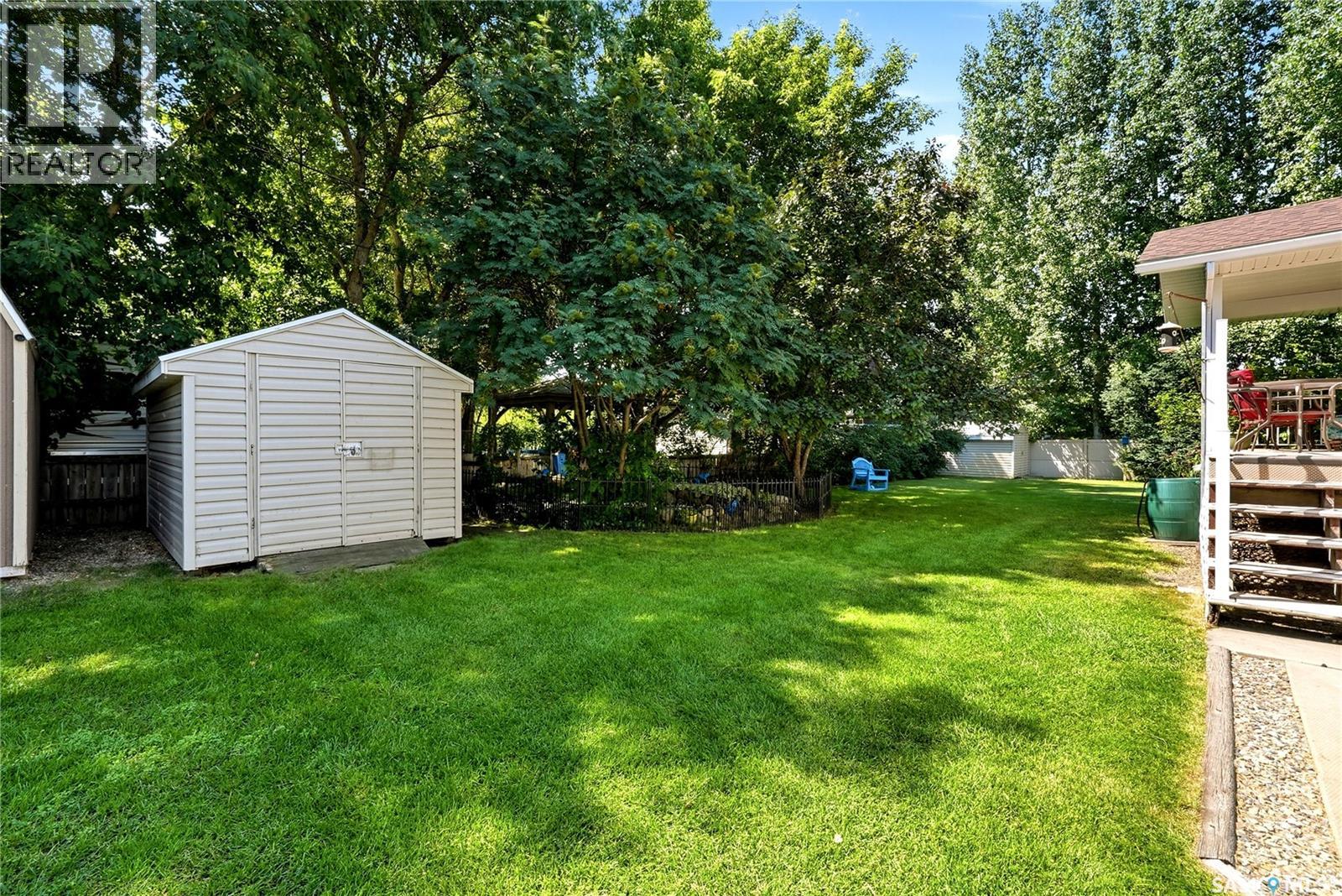 28 Rosedale AVENUE - 44
