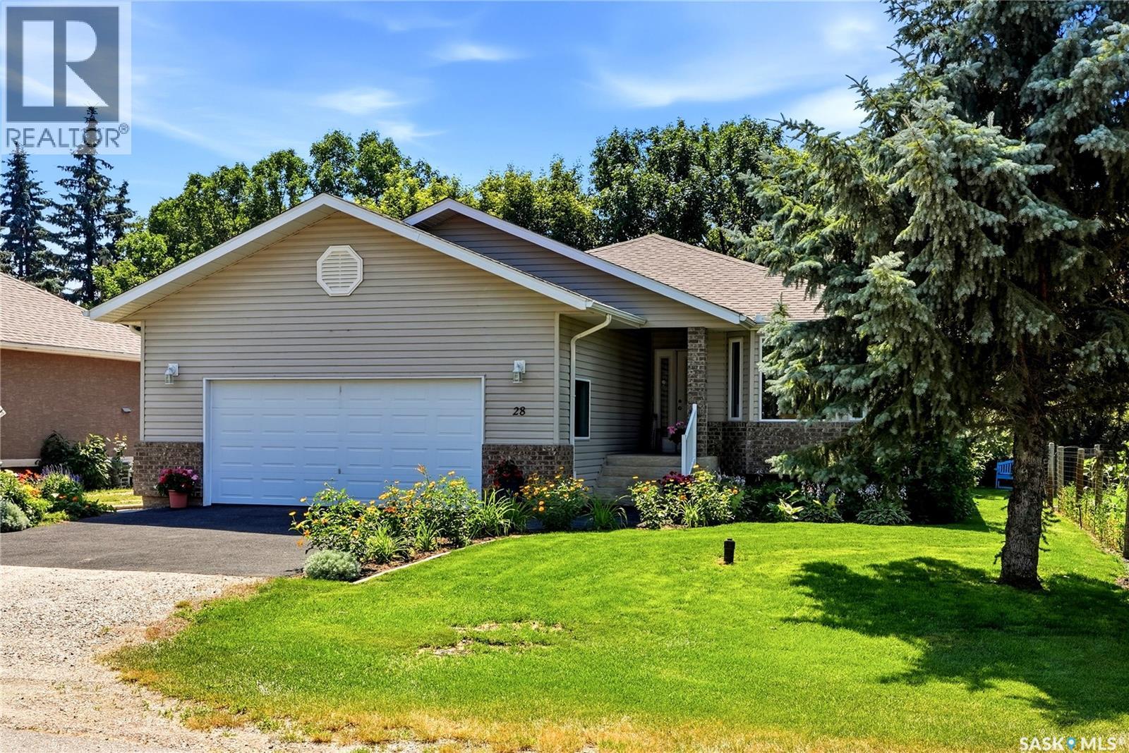 28 Rosedale AVENUE - 50