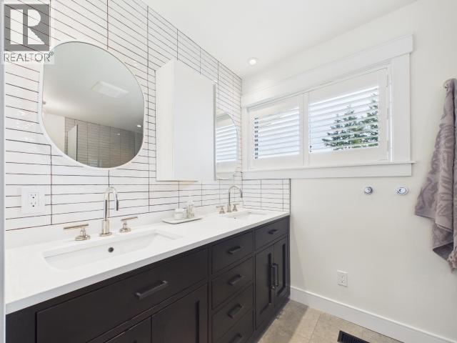 3436 CARIBOO AVE - Image 37