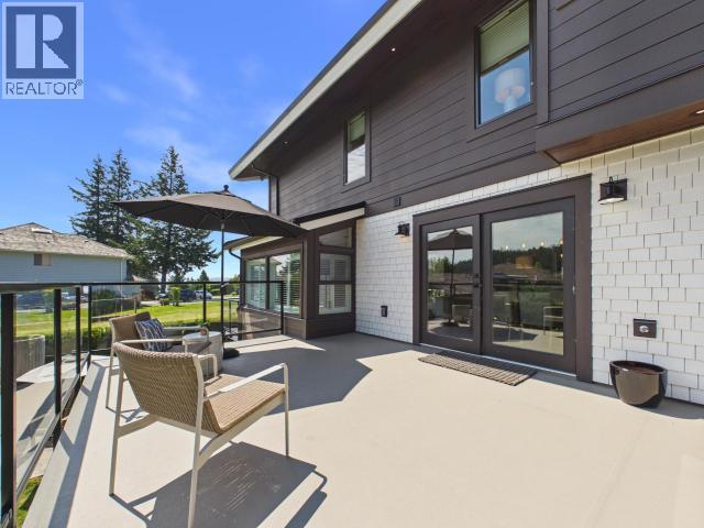 3436 CARIBOO AVE - 17