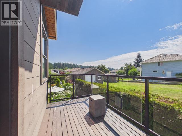 3436 CARIBOO AVE - 29