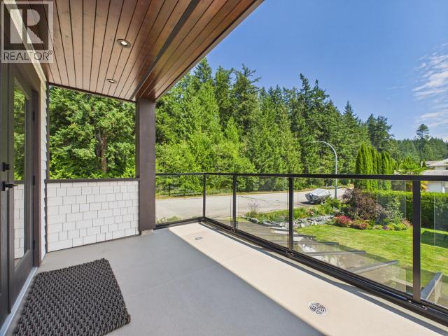 3436 CARIBOO AVE - 19