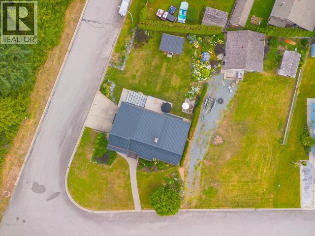 3436 CARIBOO AVE - 73
