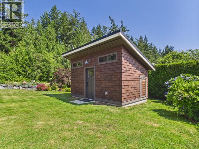3436 CARIBOO AVE - 67
