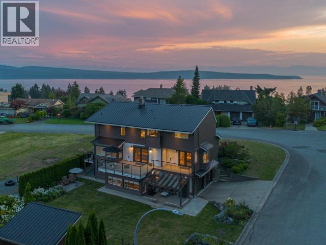 3436 CARIBOO AVE - 82
