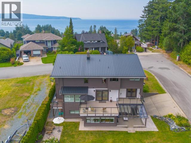 3436 CARIBOO AVE - 79