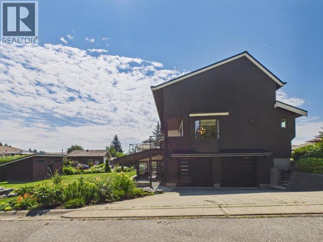 3436 CARIBOO AVE - 71