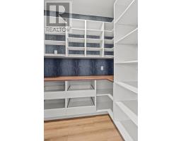 19 Janeway Place thumbnail 11