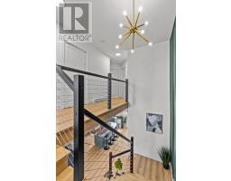 19 Janeway Place thumbnail 15
