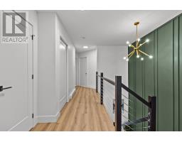 19 Janeway Place thumbnail 17