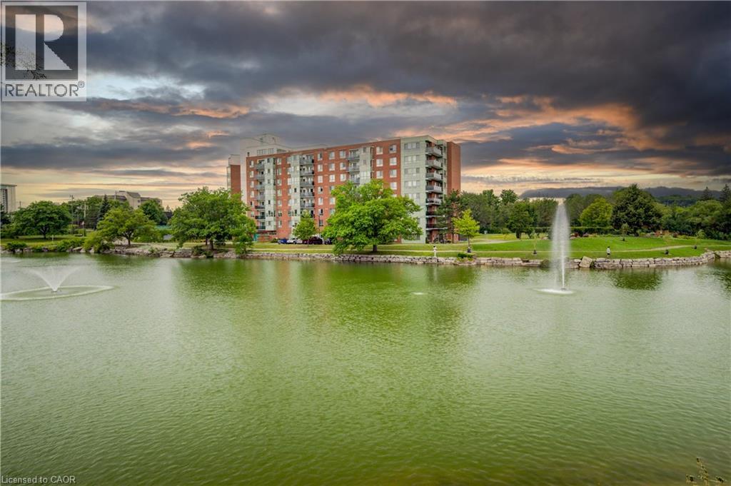 #PH14 30 BLUE SPRINGS Drive - 2