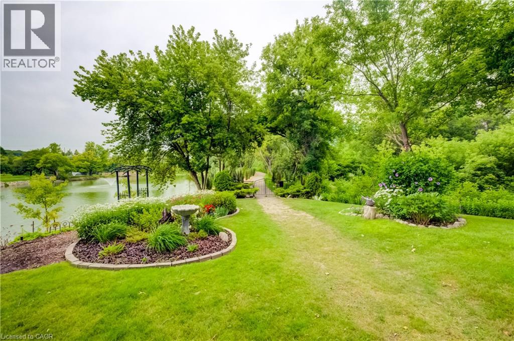 #PH14 30 BLUE SPRINGS Drive - 35