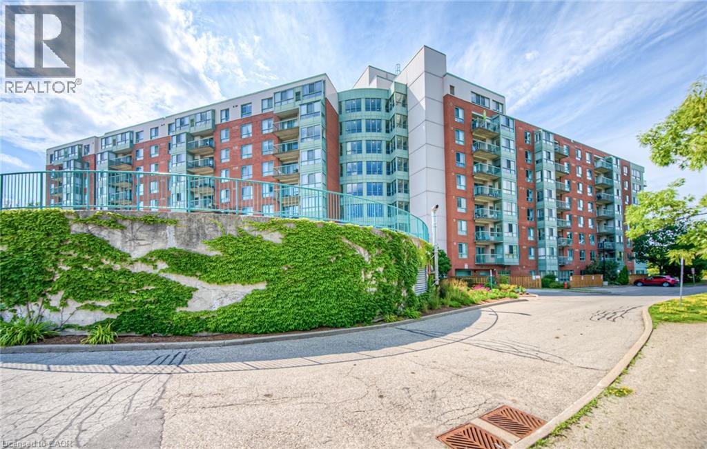 #PH14 30 BLUE SPRINGS Drive - Image 28