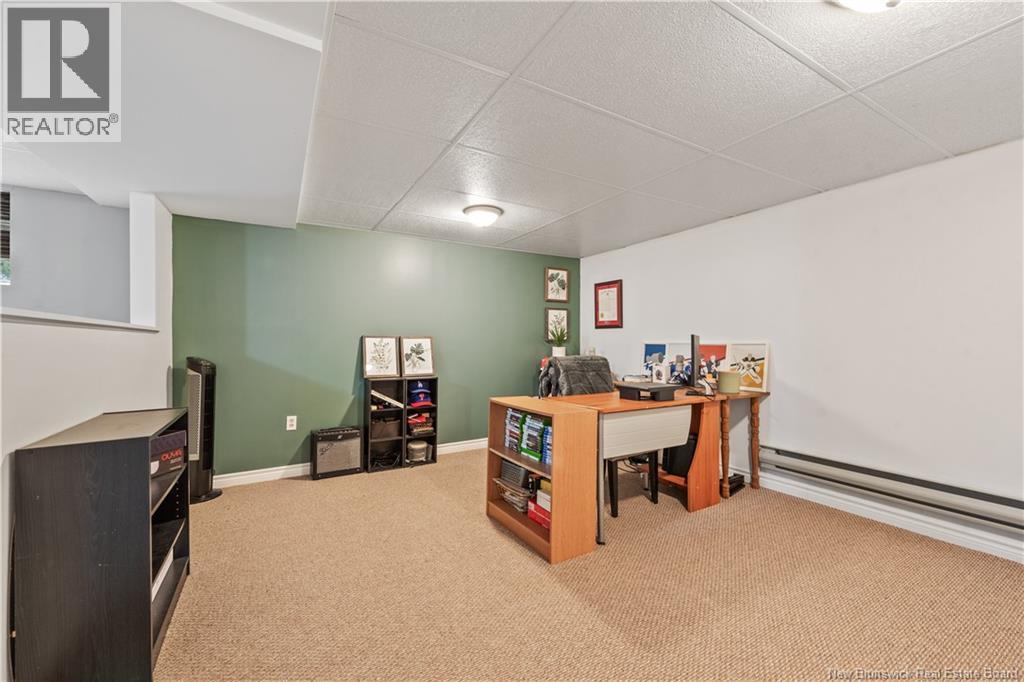 57 McDowell Avenue - 25