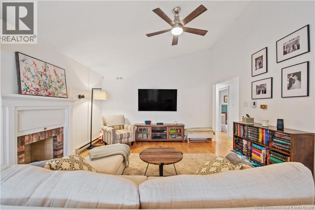 57 McDowell Avenue - Image 4