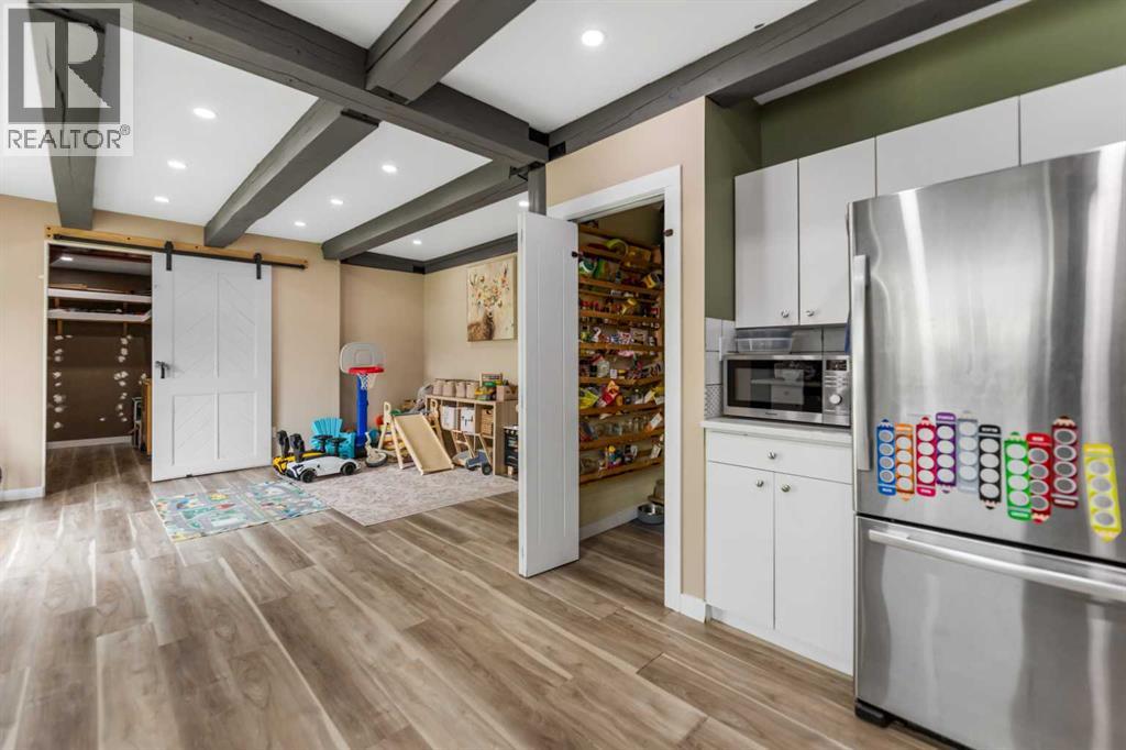 39 Chinook Crescent - Image 12
