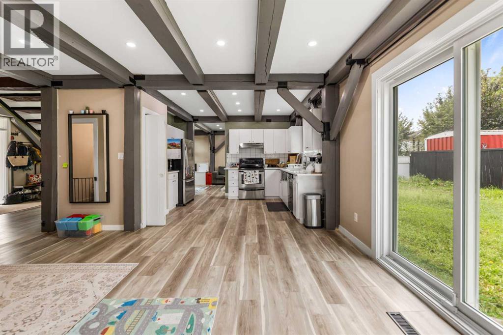 39 Chinook Crescent - Image 15