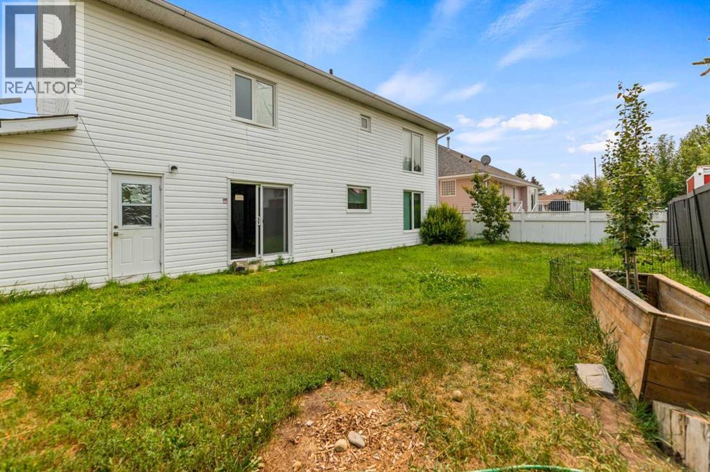 39 Chinook Crescent - 30