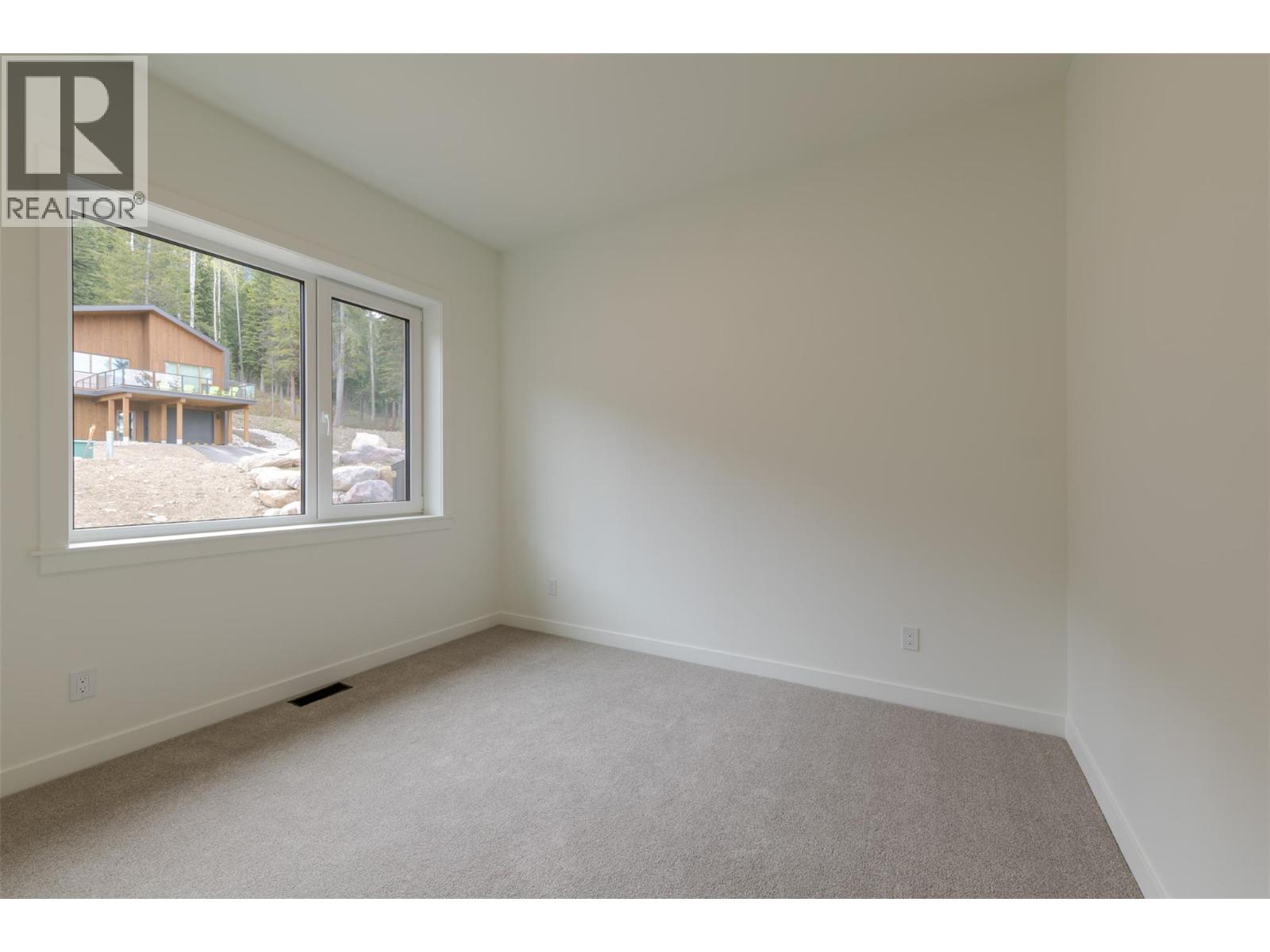 1654 HOWSE PASS - 30