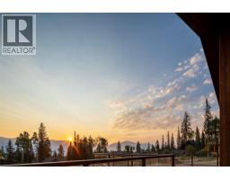 4pc Bathroom - 1654 Howse Pass, Golden, BC V0A1H0 Photo 12