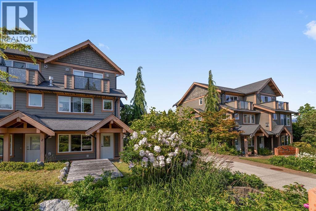 3 728 GIBSONS WAY, Gibsons — photo 3