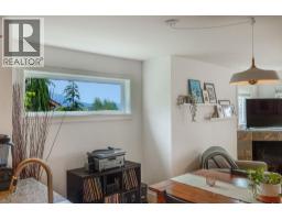 3 728 Gibsons Way, Gibsons, BC V0N1V9 Photo 11