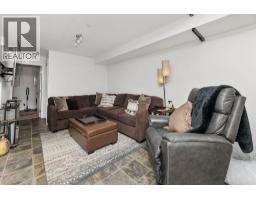 3 728 Gibsons Way, Gibsons, BC V0N1V9 Photo 31
