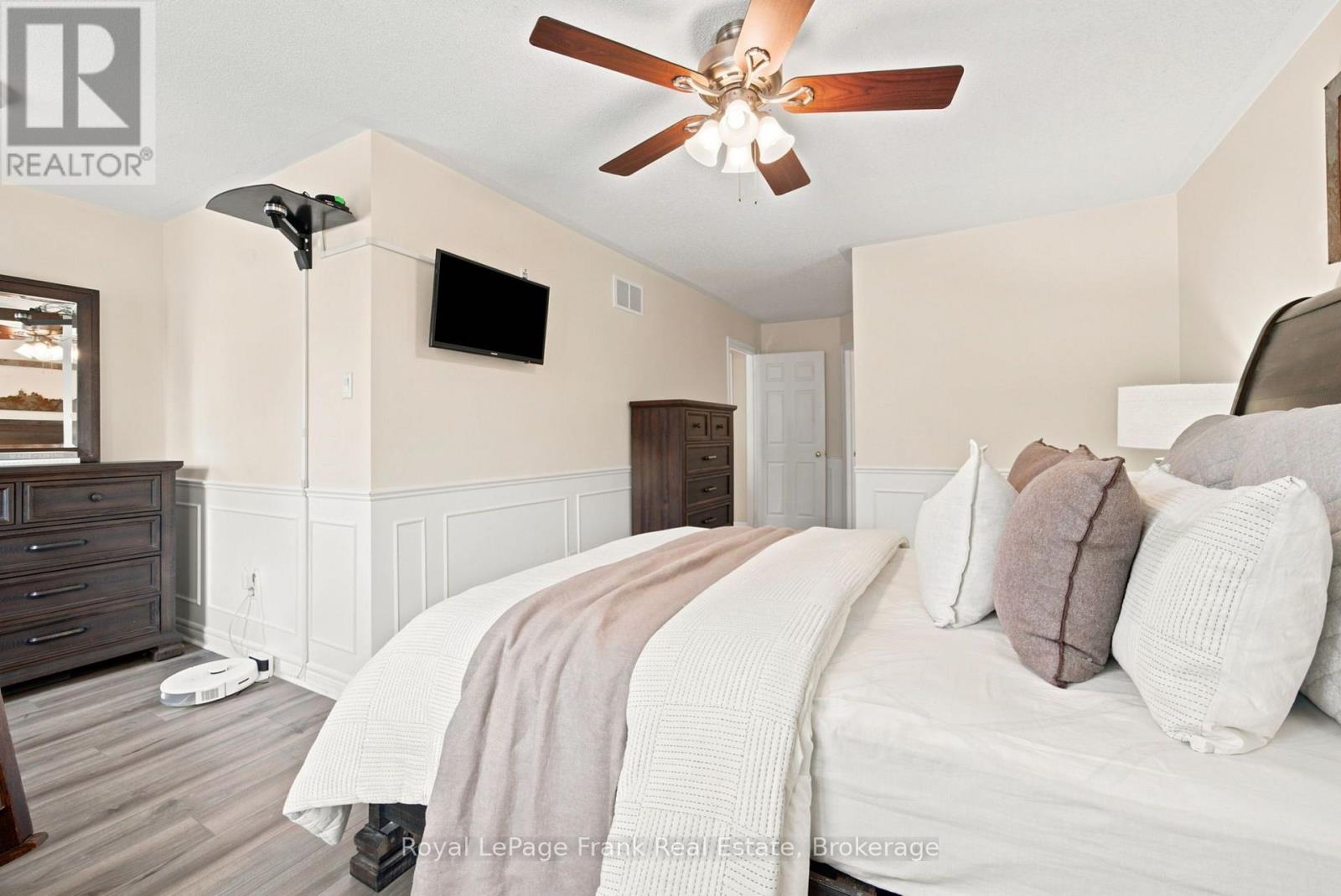 47 SOUTH BEECH STREET - 19