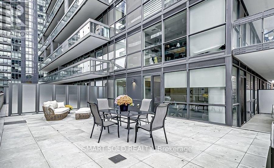 #505 39 ROEHAMPTON AVENUE - 8