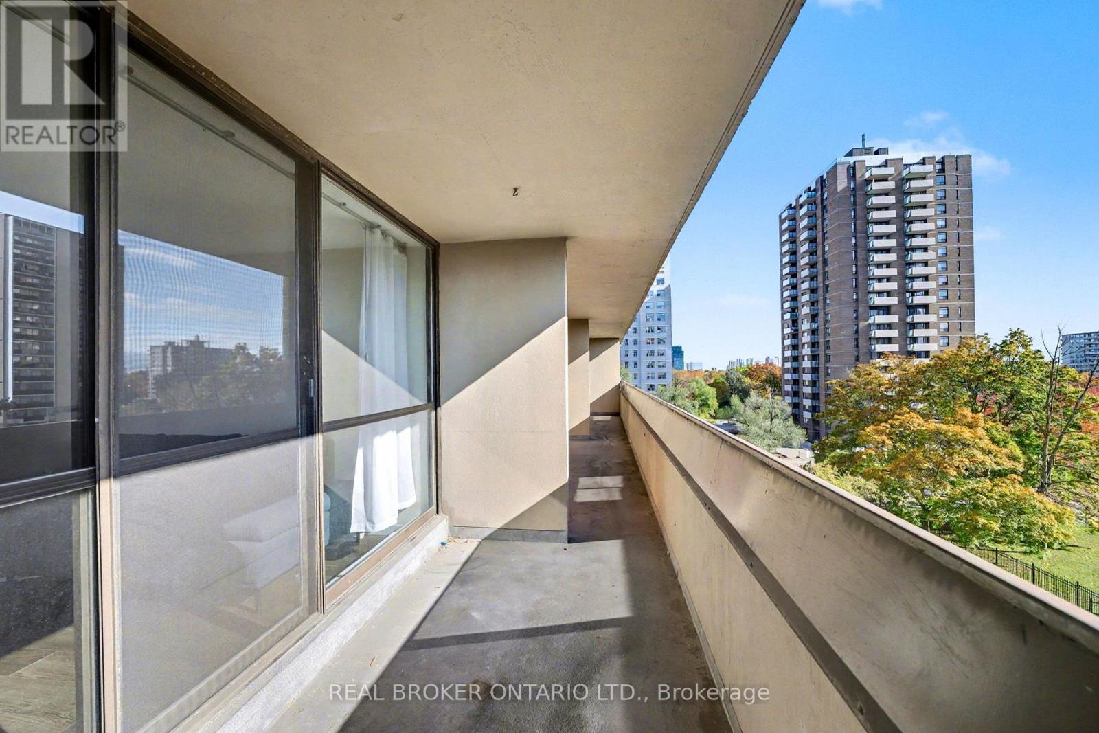#503 100 CANYON AVENUE - 16