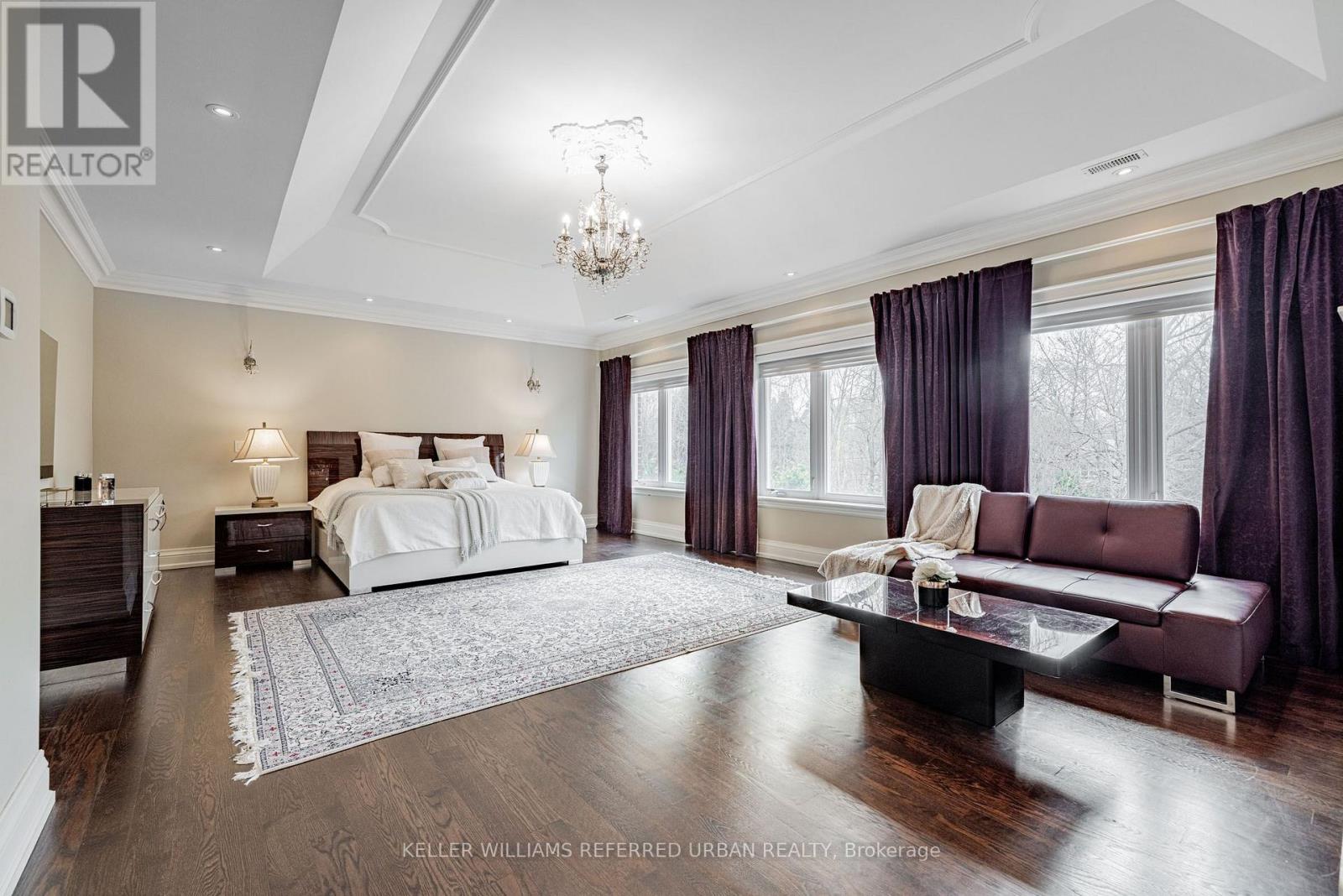 60 HAWKSBURY DRIVE - 27