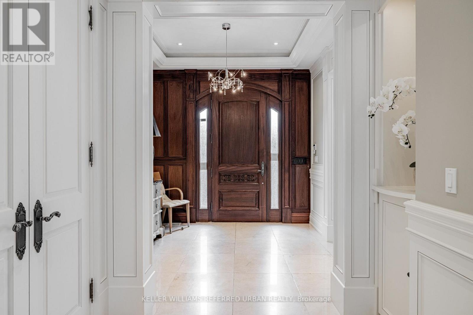 60 HAWKSBURY DRIVE - 4