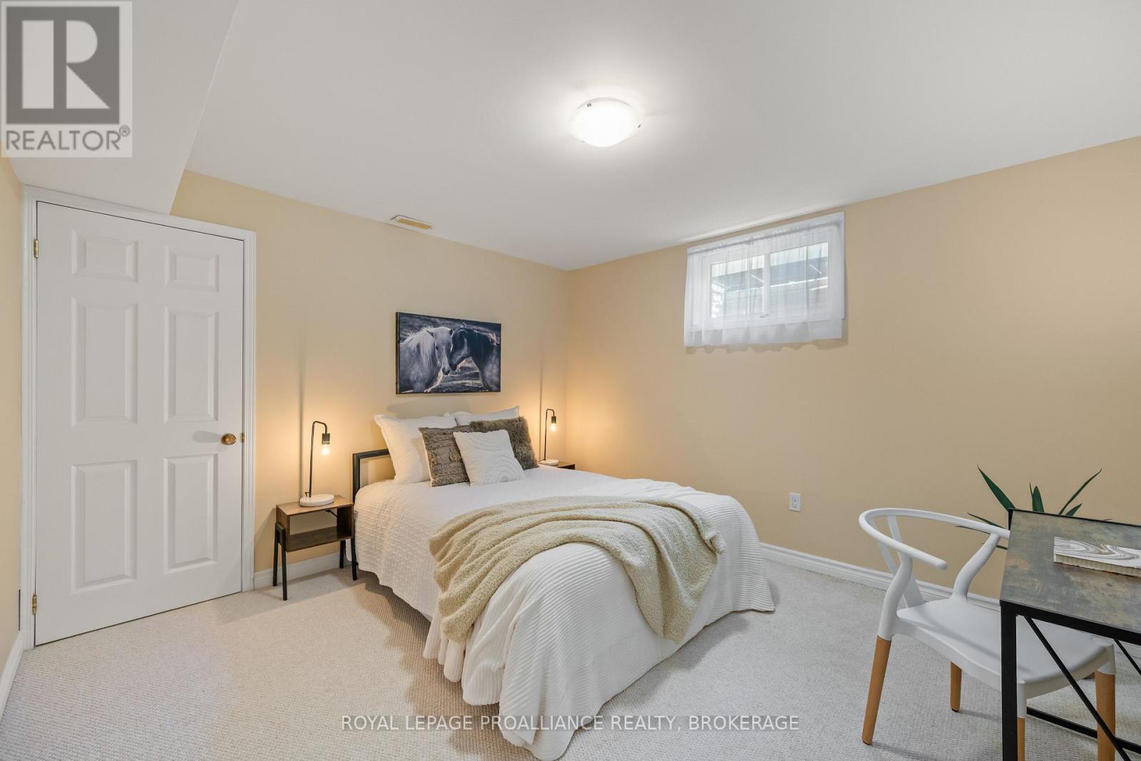 2 CHURCHILL STREET - Image 32