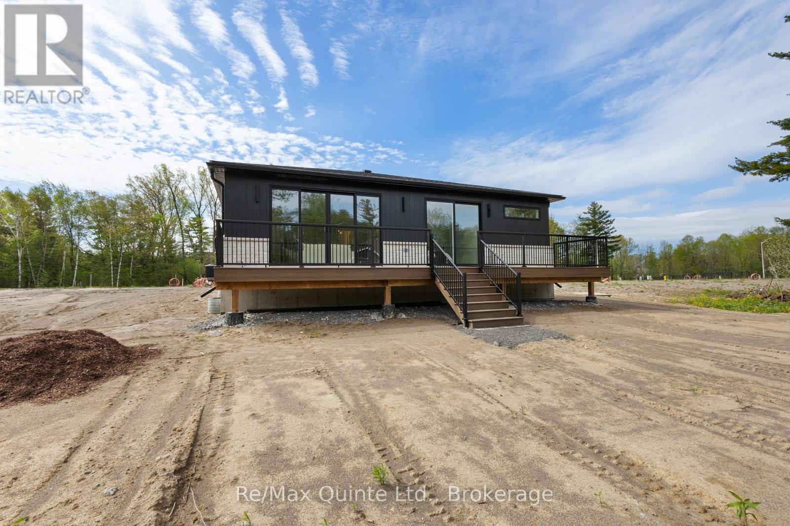 27 EXETER COURT - 8