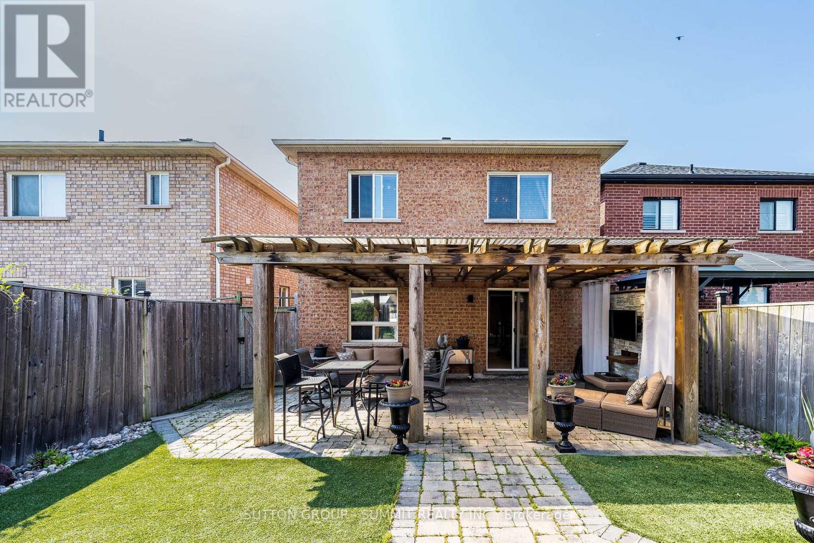139 OCEANPEARL CRESCENT - 46