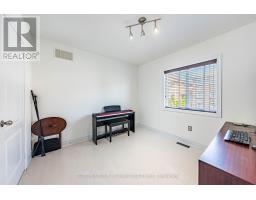 139 Oceanpearl Crescent, Whitby, ON L1N0C7 Photo 22